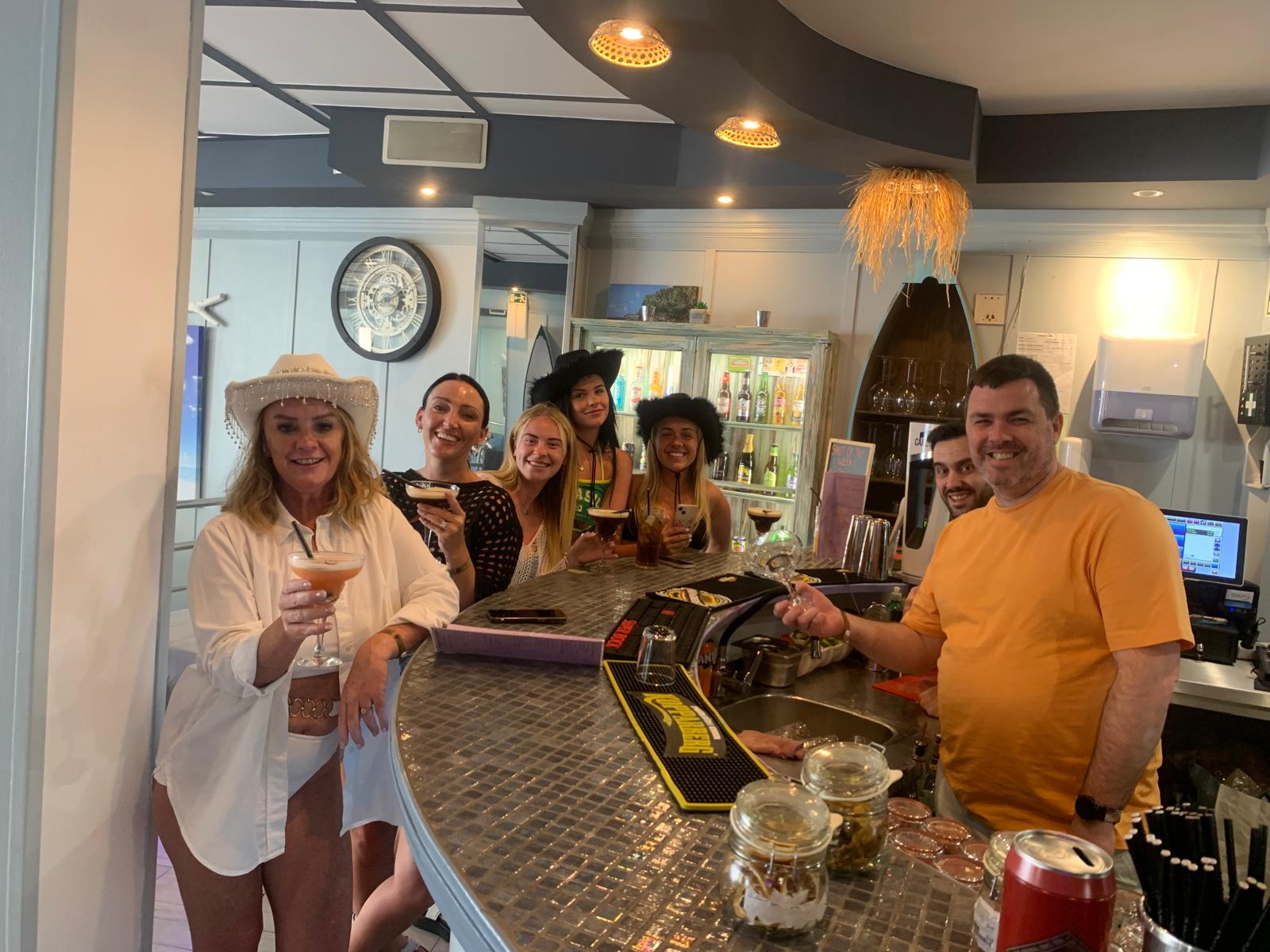 Cocktail Class Image 4